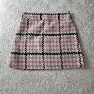 Tweed mini skirt